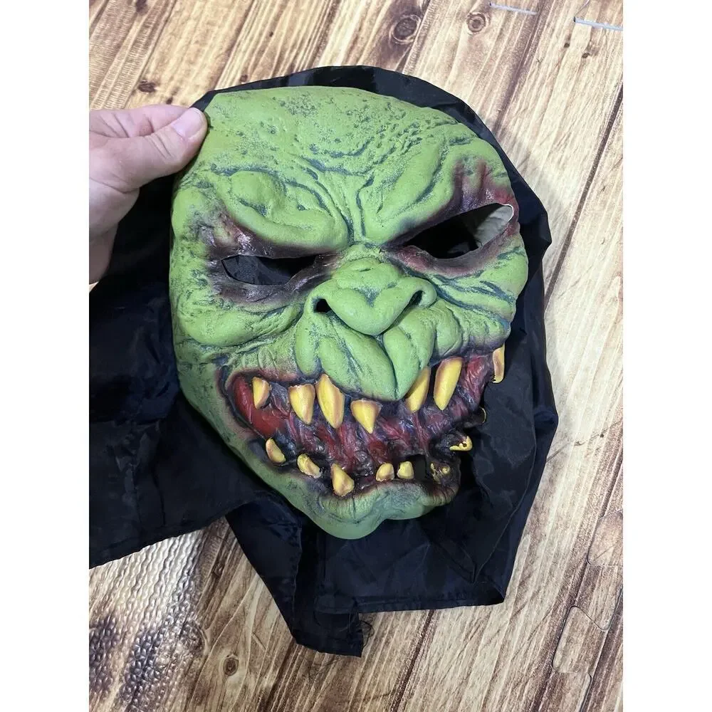 Vintage PMG 2002 Halloween Mask Demon Horn Green Monster Paper Magic w/Hood